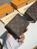 Louis Vuitton Marco Wallet M61675 - Image 2