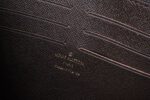 Louis Vuitton M81412 Toiletry Pouch On Chain - Image 10