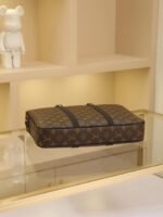 Louis Vuitton Monogram Canvas Porte-Documents Voyage PM - Image 4