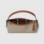 GG Emblem medium shoulder bag - Image 6