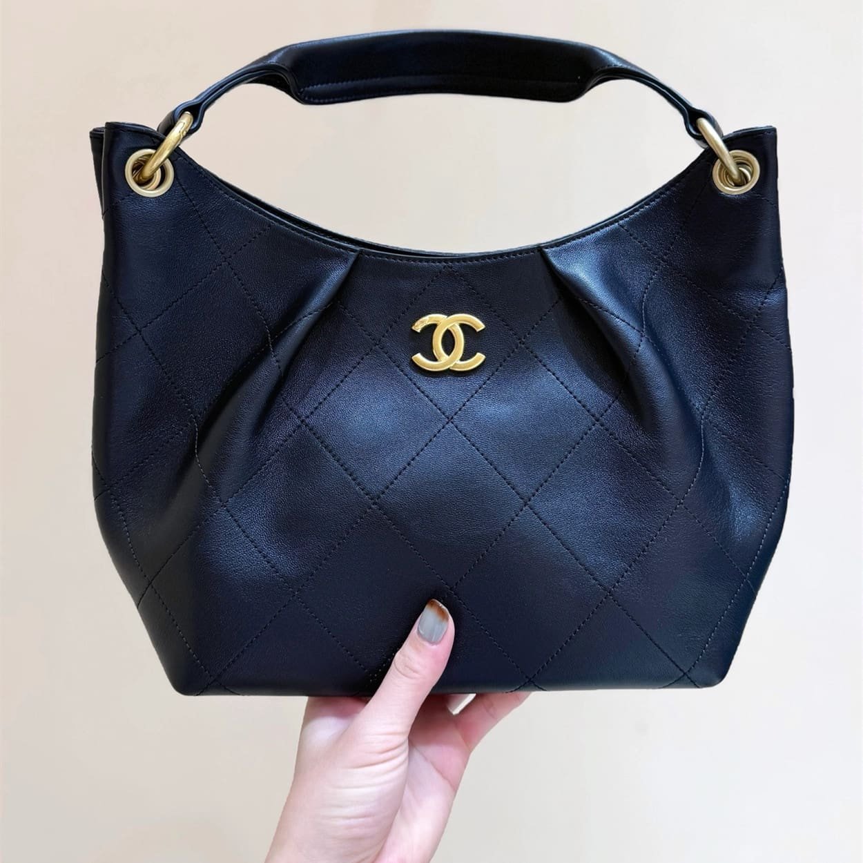 10021 Chanel Maxi Hobo Bag AS5970 - Image 1