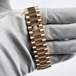 Rolex Day-Date 40 228348RBR Yellow Gold Green Roman Numeral Dial Diamond Bezel (2024) - Image 9