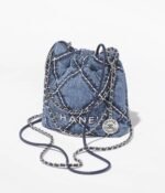 CHANEL 22 mini handbag