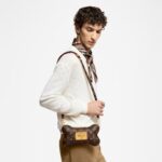 Louis Vuitton M12615 Bone Wearable Wallet - Image 3