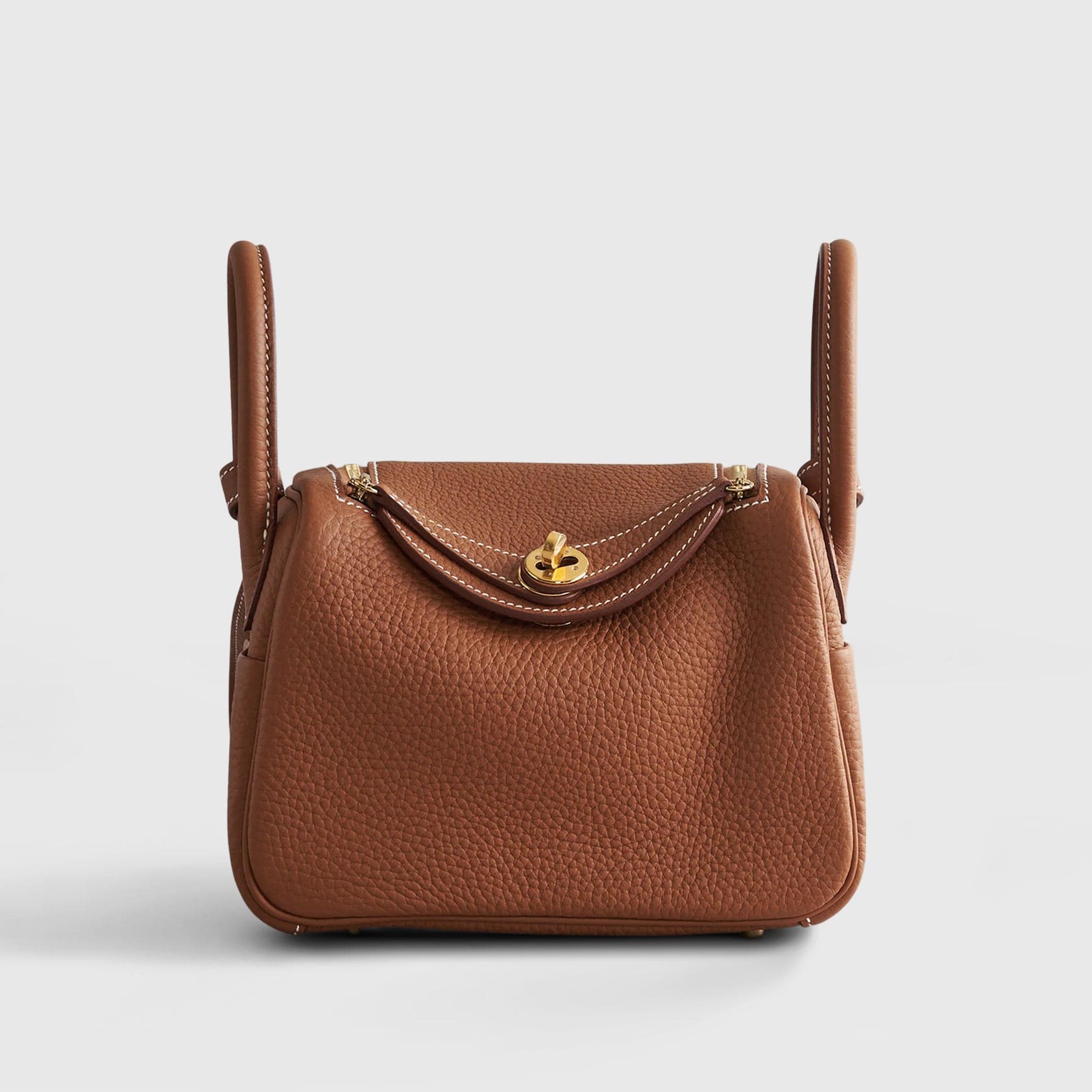 201HermesLindy20ClemenceGoldGoldHardware Hermès Lindy 20 Clemence Gold Gold Hardware - Image 1