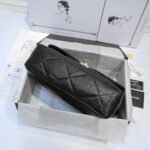 CHANEL 19 MAXI HANDBAG AS1162 - Image 7