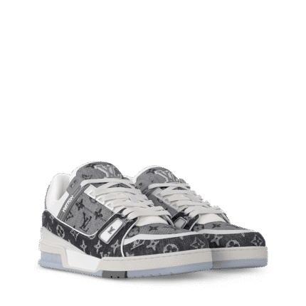 Louis Vuitton 1ADHIG LV Trainer Sneaker