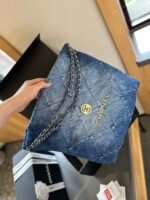 CHANEL 22 in denim small - Image 5