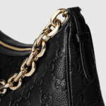 GG EMBLEM LARGE SHOULDER BAG - Image 8