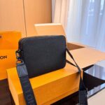 Louis Vuitton M22482 Fastline Messenger - Image 7