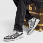 Louis Vuitton 1ADHIG LV Trainer Sneaker - Image 6