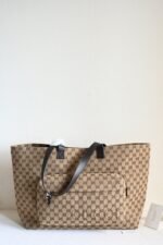GUCCI LARGE GG TOTE BAG - Image 4