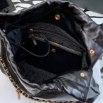 CHANEL 22 SMALL HANDBAG - Image 4