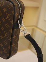 Louis Vuitton Monogram Canvas Porte-Documents Voyage PM - Image 7
