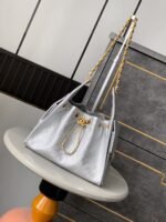 CHANEL 25 Small Handbag - Image 2