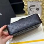 CHANEL MINI FLAP BAG - Image 5