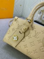 Louis Vuitton M11273 OnTheGo East West - Image 6