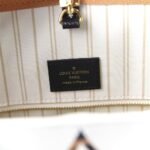 Louis Vuitton Monogram Giant Jungle Onthego GM Ivory - Image 6