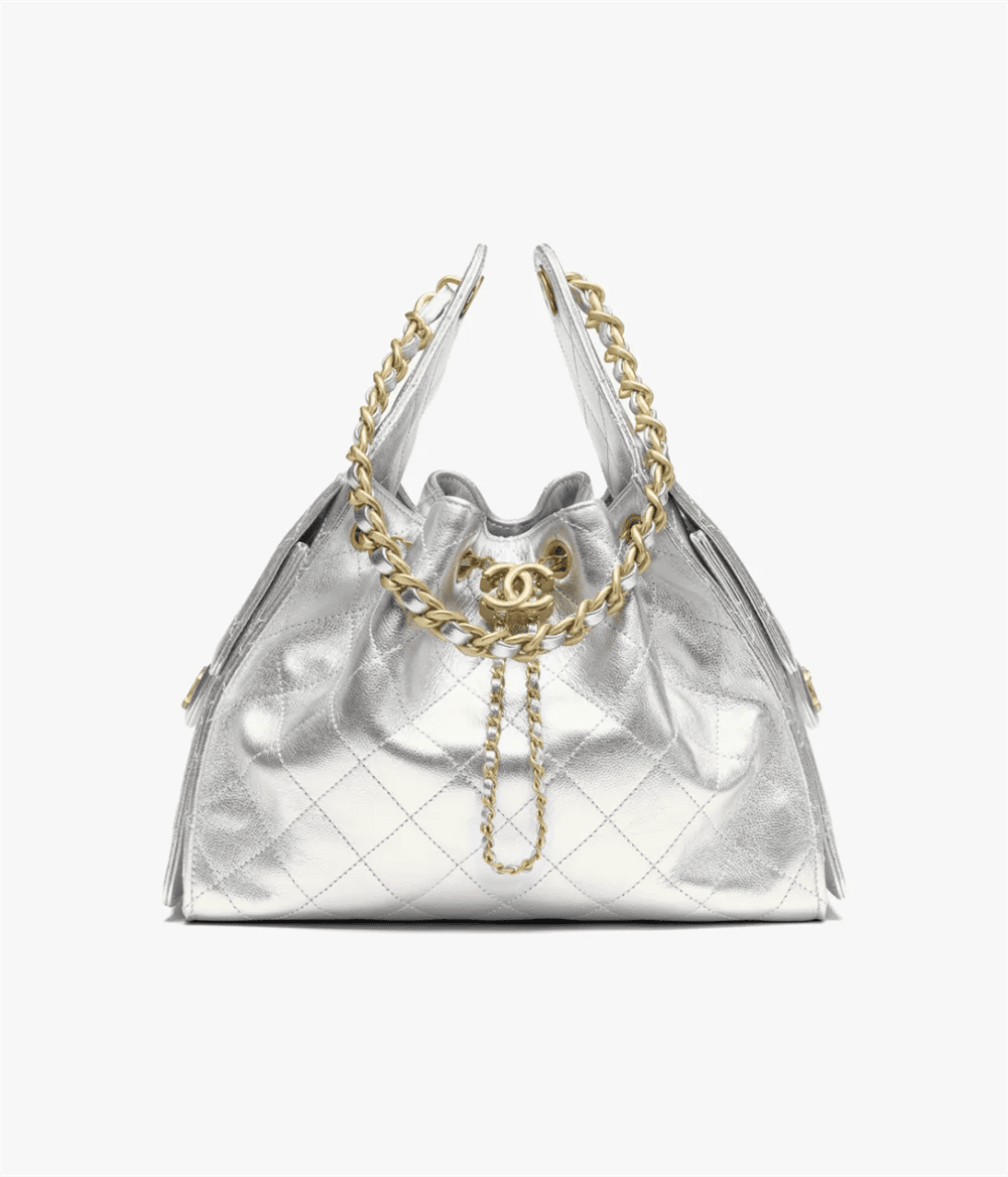 6511a48c2a91da22fc7e878e91f7adfb CHANEL 25 Small Handbag - Image 1
