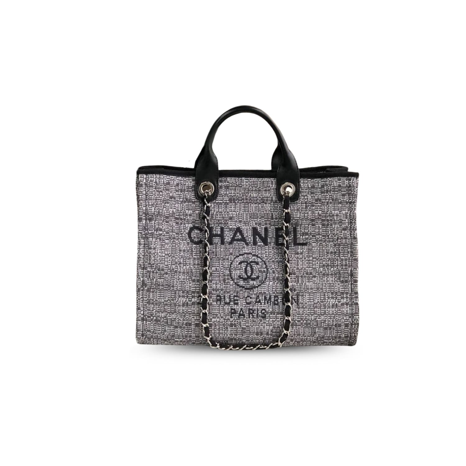 6d85253fa00f02df45ebd22c51d55066 Chanel Deauville Tote Raffia Canvas Bag - Image 1
