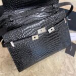 Saint Laurent Black Manhattan croc-effect shoulder bag - Image 8