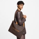 Louis Vuitton M13928 Shopper Tote MM - Image 3