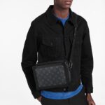 Louis Vuitton M44730 Soft Trunk - Image 11