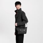 Louis Vuitton M28324 Christopher Messenger - Image 2