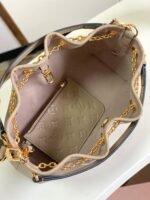Louis Vuitton M25453 LV Bundle - Image 8