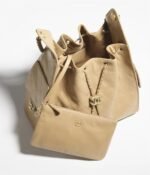 CHANEL 25 Medium Handbag - Image 2