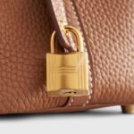 Hermès Picotin 18 Clemence Gold Gold Hardware - Image 3