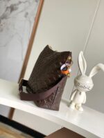 Louis Vuitton M12072 Coussin Hobo MM - Image 3