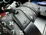 Louis Vuitton M11595 Keepall Bandoulière 25 - Image 9