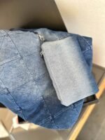 CHANEL 22 in denim small - Image 9