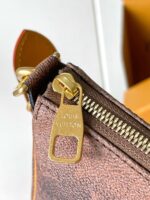 Louis Vuitton M11623 Pochette Accessoire XL - Image 8