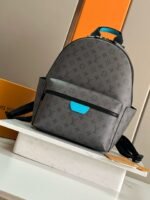 Louis Vuitton M11641 Discovery Backpack PM - Image 2