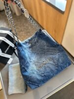 CHANEL 22 in denim small - Image 2