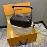 Louis Vuitton M20294 Horizon 55 - Image 12