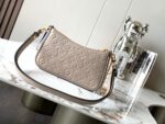 Louis Vuitton M81862 Easy Pouch On Strap - Image 4