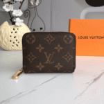 Louis Vuitton Small Wallet, gifts are random. - Image 4