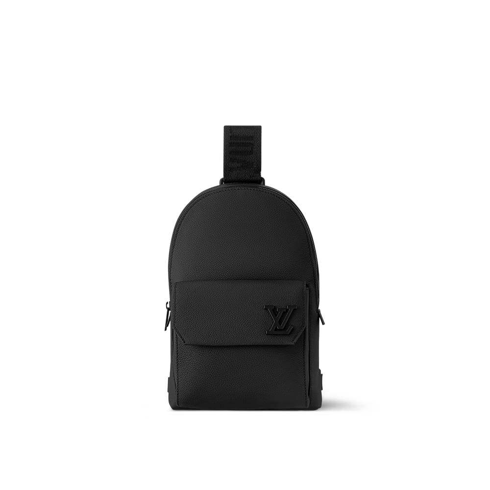 GjSp9R3D-10001-33 Louis Vuitton M23736 Pilot Slingbag - Image 1