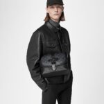 Louis Vuitton M45911 Saumur Messenger Bag - Image 2