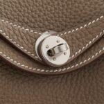 Hermès Lindy 20 Clemence Etoupe Palladium Hardware - Image 6