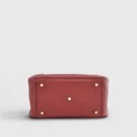 Hermès Lindy 26 Clemence Rouge H Gold Hardware - Image 4