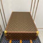 Louis Vuitton M21324 Bisten 70 - Image 7