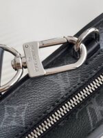 Louis Vuitton M11742 Sac Plat Horizontal Zippe - Image 6