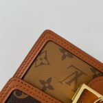 Louis Vuitton Dauphine Chain Wallet M68746 - Image 3