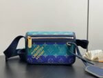 Louis Vuitton M15173 Bosphore Wearable Wallet - Image 3