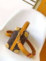 Louis Vuitton M11536 Soul Trunk East West - Image 4