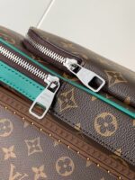 Louis Vuitton M12734 Avenue Slingbag - Image 6